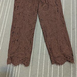 ONLY - cropped lace pants with zipper BNWT